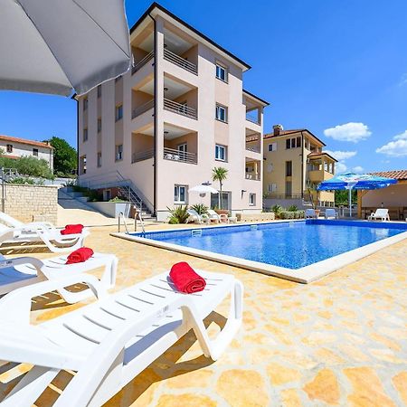 Stancija Amorozo 5 - Apartment N. 7 Poreč Buitenkant foto