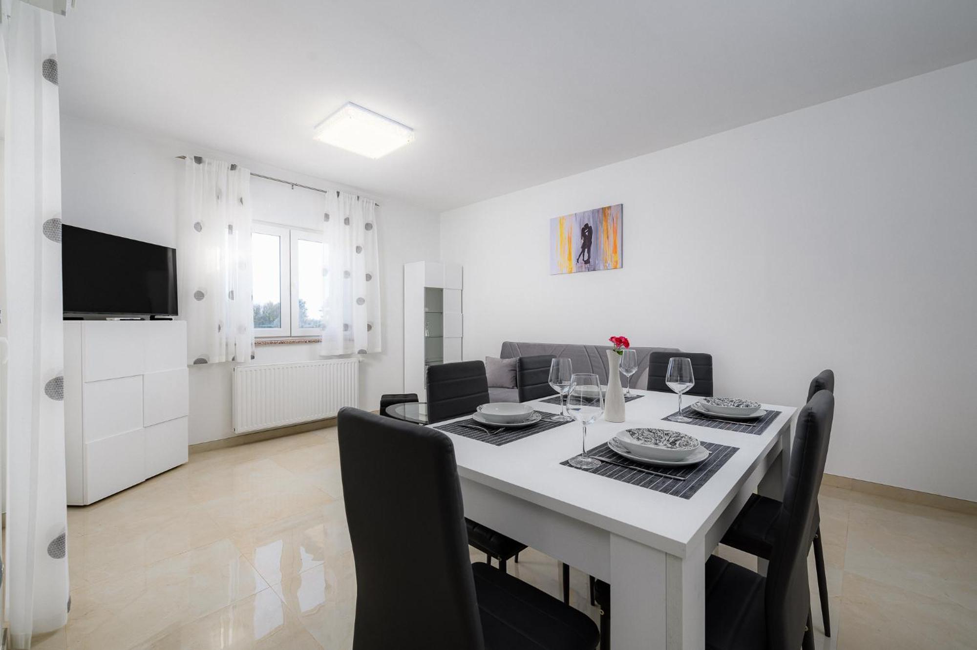 Stancija Amorozo 5 - Apartment N. 7 Poreč Buitenkant foto